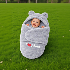 BRANDONN Newborn Hooded Baby Blanket & Bath Towel with Love Embroidery (0–9 Months)